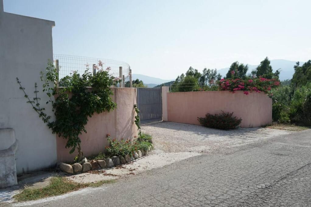 Countryside Villa In Sardinia Triei Екстер'єр фото